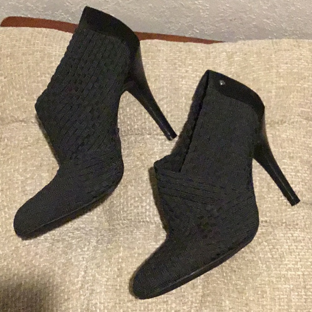 Vera Wang 10 medium black.